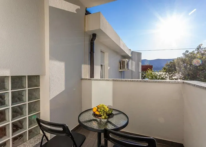 N6 D&d, Lägenhet Baška