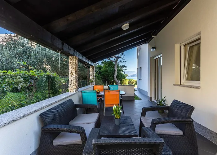 N6 D&d, Lägenhet Baška