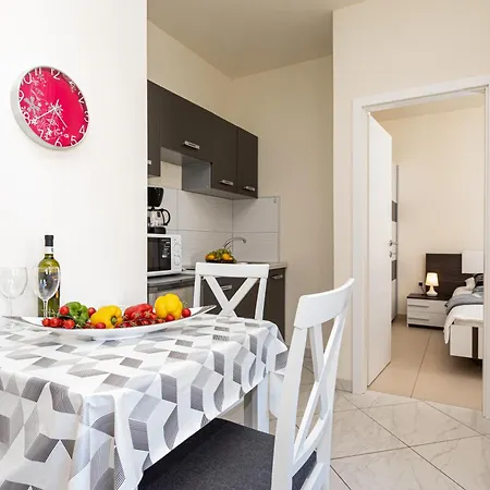 Dolores D&d, * Baška