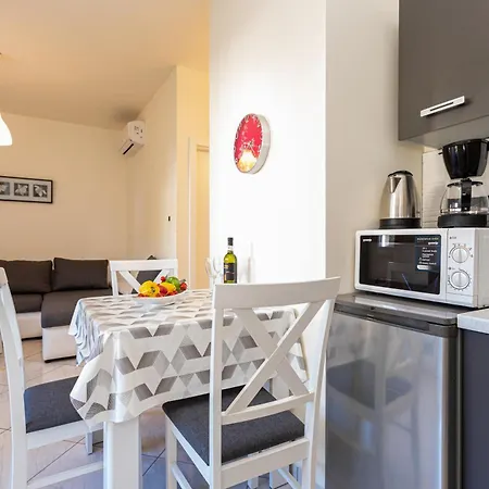 Dolores D&d, 巴斯卡