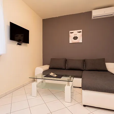 Apartman Dolores D&d, Baška