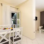 Dolores D&d, * Baška