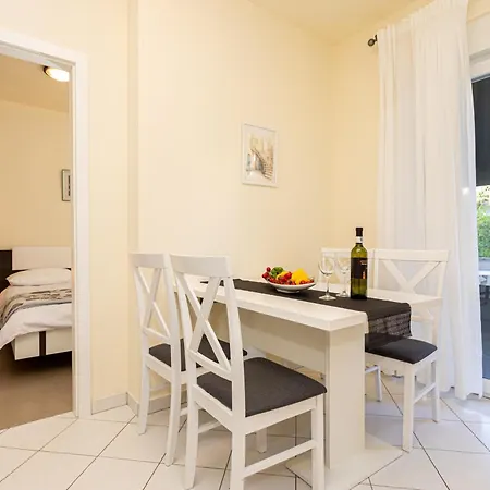 Apartament Dolores D&d, *